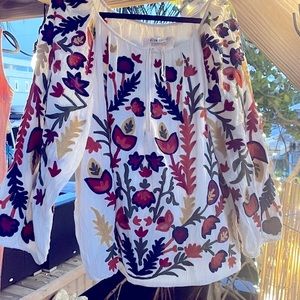 Alice + Olivia pheasant shirt with heavy embroidery design.